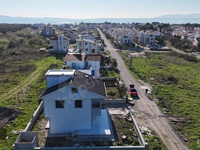 Dikili, İzmir içerisinde satılık Villa