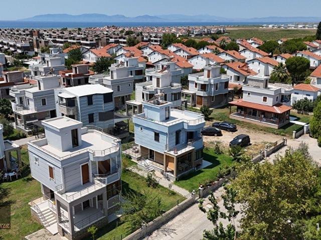 Dikili, İzmir içerisinde satılık Villa