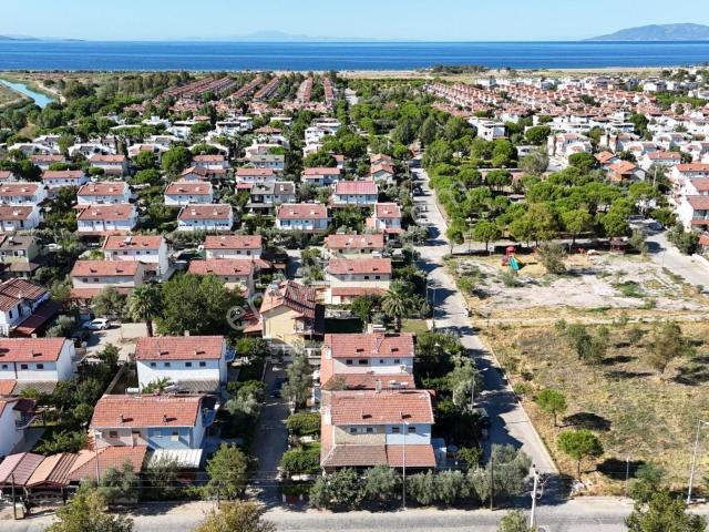 Dikili, İzmir içerisinde satılık Villa