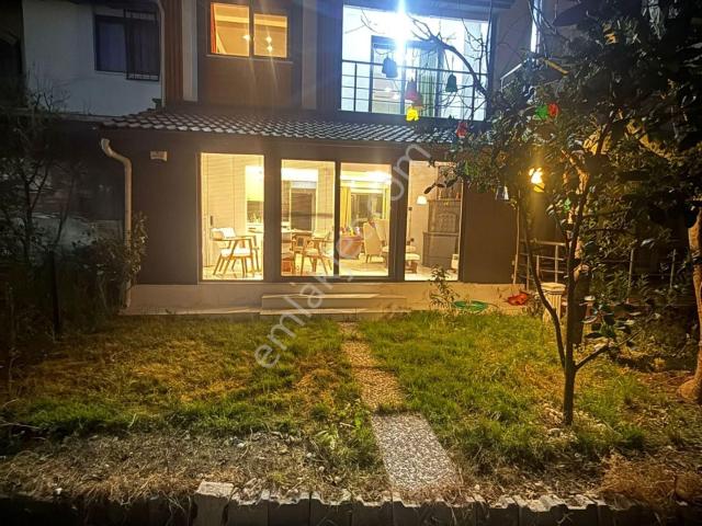Dikili, İzmir içerisinde satılık Villa