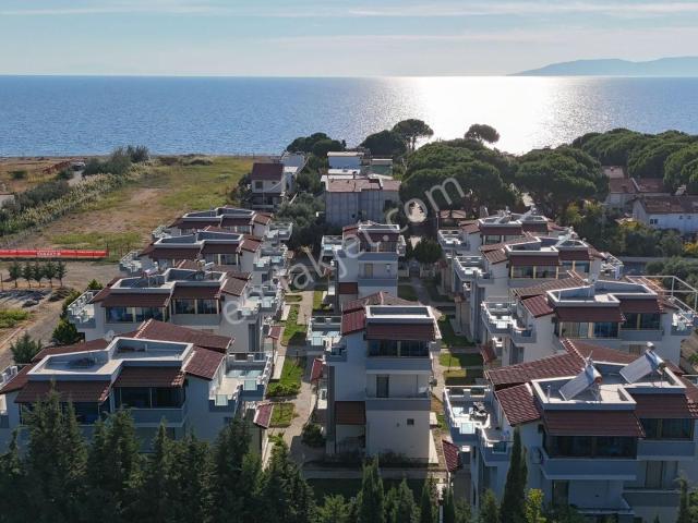 Dikili, İzmir içerisinde satılık Villa