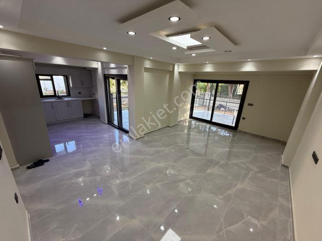 Dikili, İzmir içerisinde satılık Villa