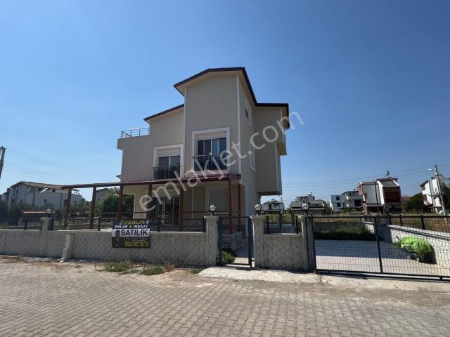 Dikili, İzmir içerisinde satılık Villa