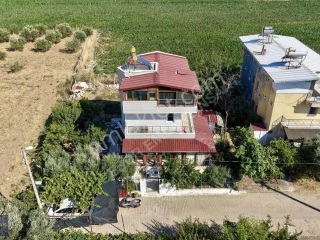 Dikili, İzmir içerisinde satılık Villa