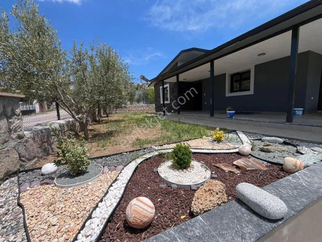 Dikili, İzmir içerisinde satılık Villa