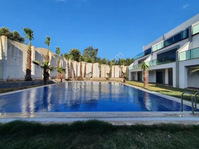 Çeşme, İzmir içerisinde satılık Residence