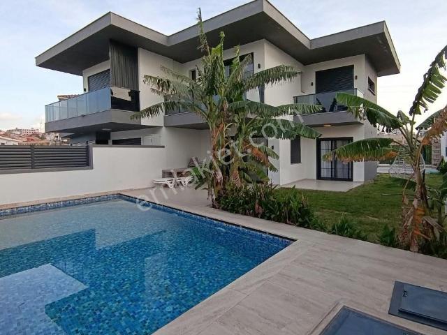 Şifne Mahallesi, Çeşme içerisinde satılık Villa