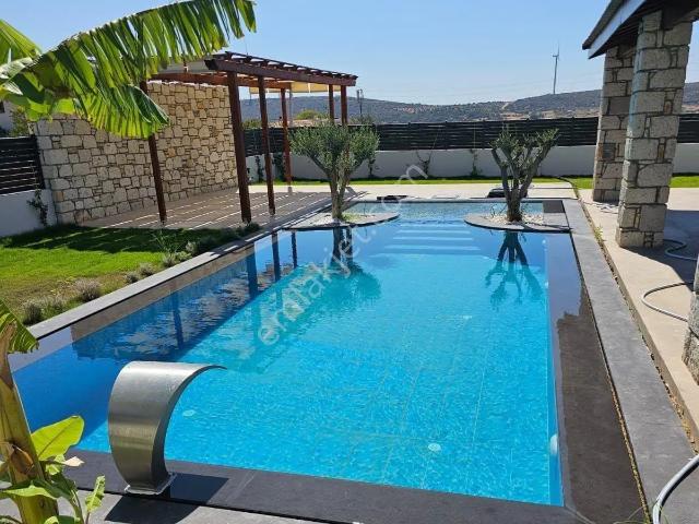 Musalla Mahallesi, Çeşme içerisinde kiralık Villa