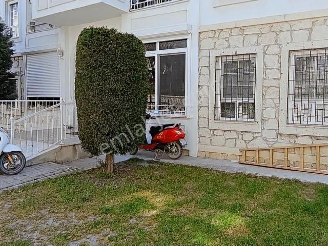 Çeşme, İzmir içerisinde satılık mülk