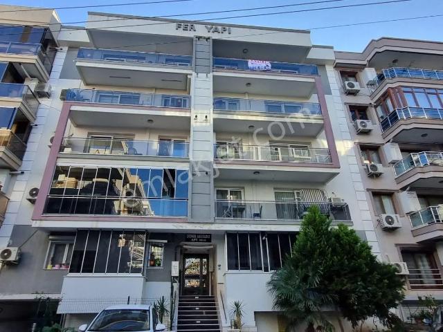 Karşiyaka, İzmir içerisinde kiralık mülk