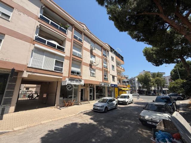 Gaziemir, İzmir içerisinde satılık mülk