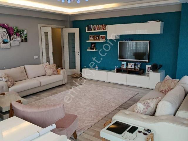 Gaziemir, İzmir içerisinde satılık mülk