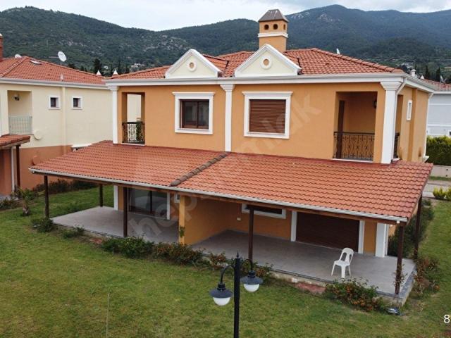 Menderes, İzmir içerisinde satılık Villa