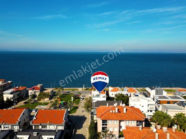 Güzelbahçe, İzmir içerisinde satılık Villa