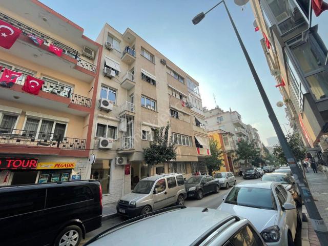 Konak, İzmir içerisinde satılık mülk
