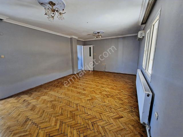 Çiğli, İzmir içerisinde kiralık mülk