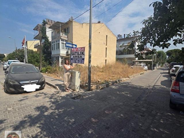 Bayrakli, İzmir içerisinde satılık Dükkan