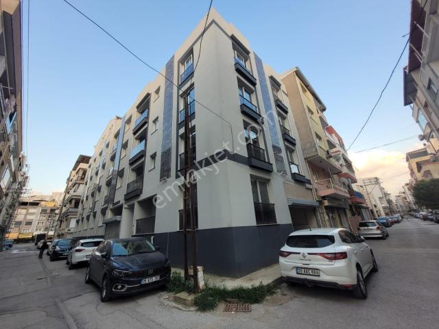 Çiğli, İzmir içerisinde satılık mülk