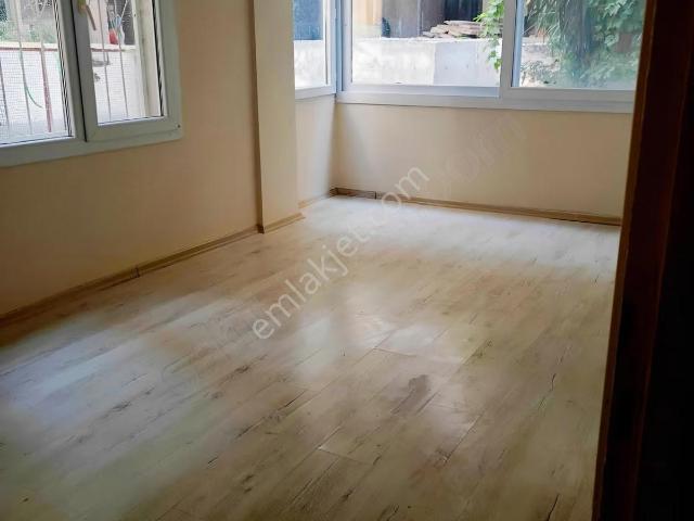 Bahçelievler Mahallesi, Karşıyaka içerisinde satılık mülk