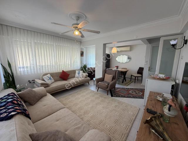 Karabağlar, İzmir içerisinde satılık mülk
