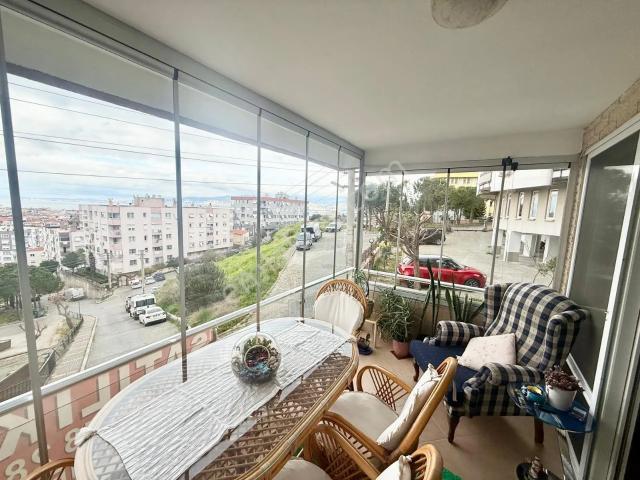 Poligon Mahallesi, Karabağlar içerisinde kiralık mülk