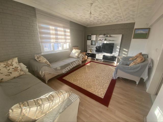 Eskiizmir, Karabağlar içerisinde kiralık mülk