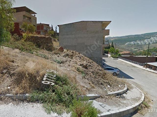 Karabağlar, İzmir içerisinde satılık mülk