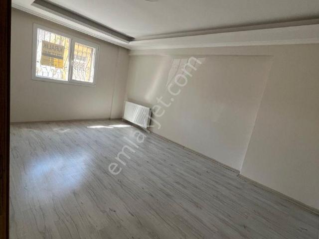 Karabağlar, İzmir içerisinde kiralık mülk
