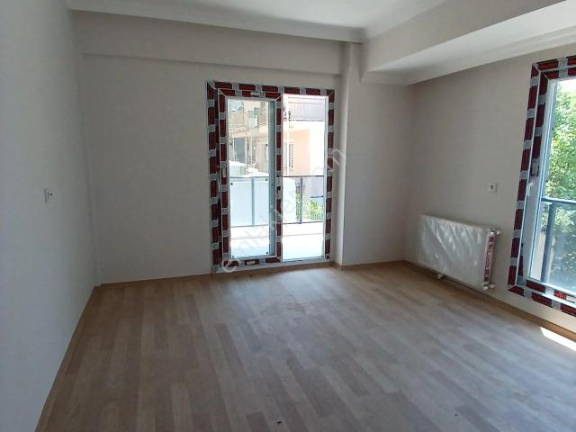 Armutlu, Kemalpaşa içerisinde kiralık mülk