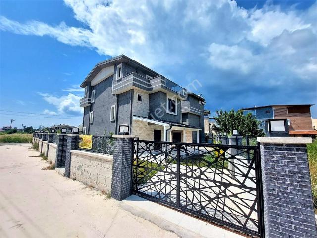 Menderes, İzmir içerisinde satılık Villa