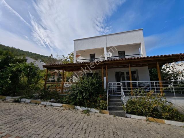 Menderes, İzmir içerisinde satılık Villa