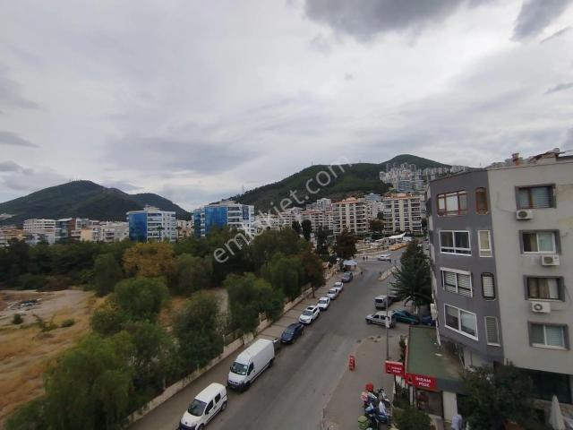 Ilıca Mahallesi, Narlıdere içerisinde kiralık mülk