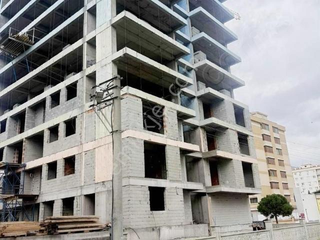 Bayrakli, İzmir içerisinde satılık mülk