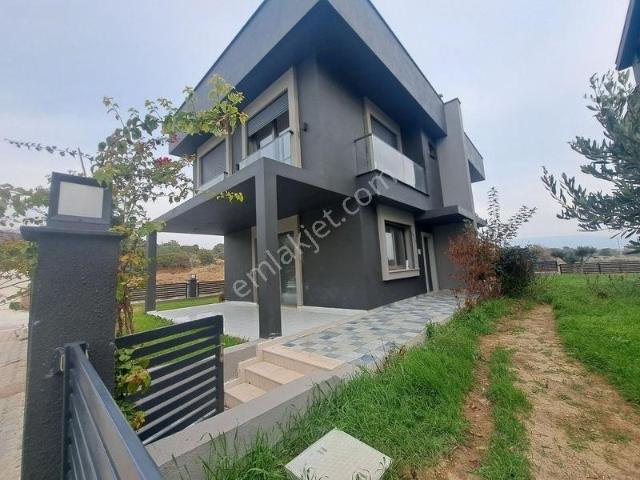 Atatürk Mahallesi, Seferihisar içerisinde satılık Villa