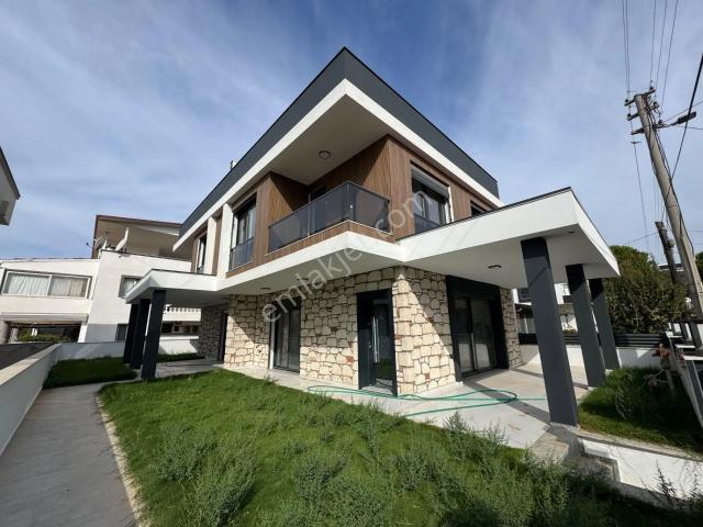 Seferihisar, İzmir içerisinde satılık Villa