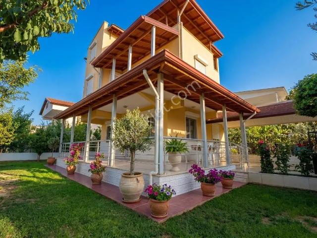 Seferihisar, İzmir içerisinde satılık Villa