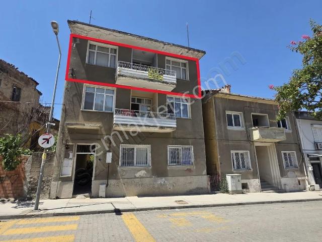 Tire, İzmir içerisinde satılık mülk