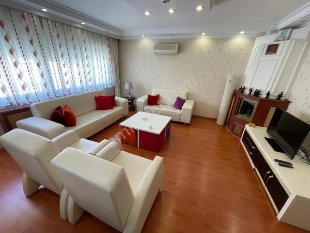 Karabağlar, İzmir içerisinde kiralık mülk