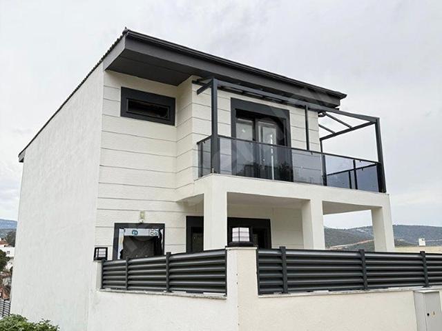 Urla, İzmir içerisinde satılık Villa