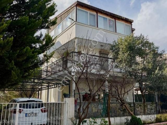 Urla, İzmir içerisinde kiralık Villa