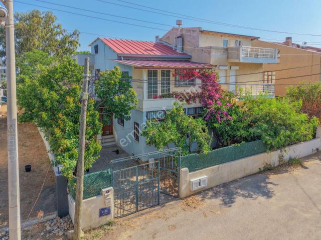 Urla, İzmir içerisinde satılık Villa