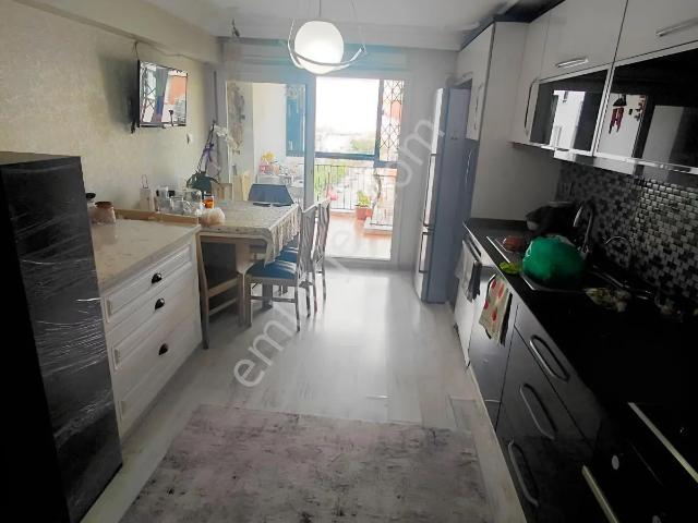 Karabağlar, İzmir içerisinde satılık mülk