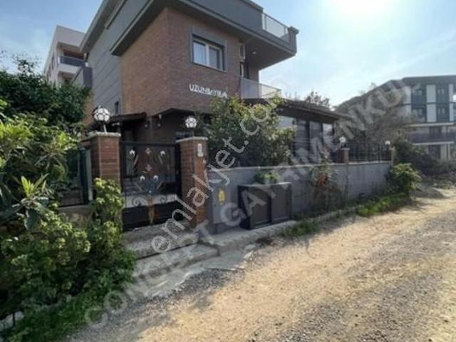 Foça, İzmir içerisinde satılık Villa
