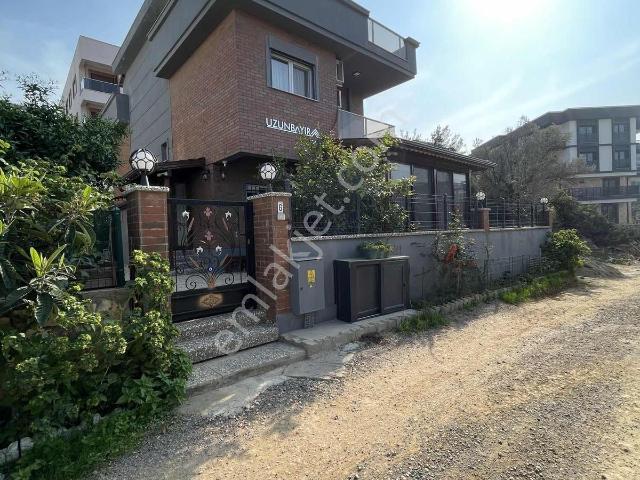Foça, İzmir içerisinde satılık Villa