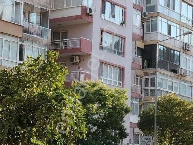 Karabağlar, İzmir içerisinde satılık mülk