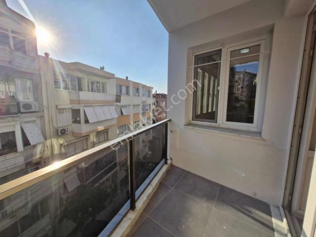 Konak, İzmir içerisinde satılık mülk
