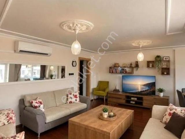 İzmir, Konak içerisinde satılık mülk