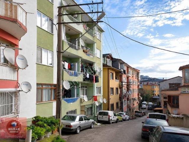 İzmit, Kocaeli içerisinde kiralık mülk