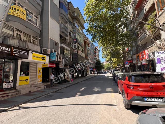 İzmit, Kocaeli içerisinde kiralık mülk