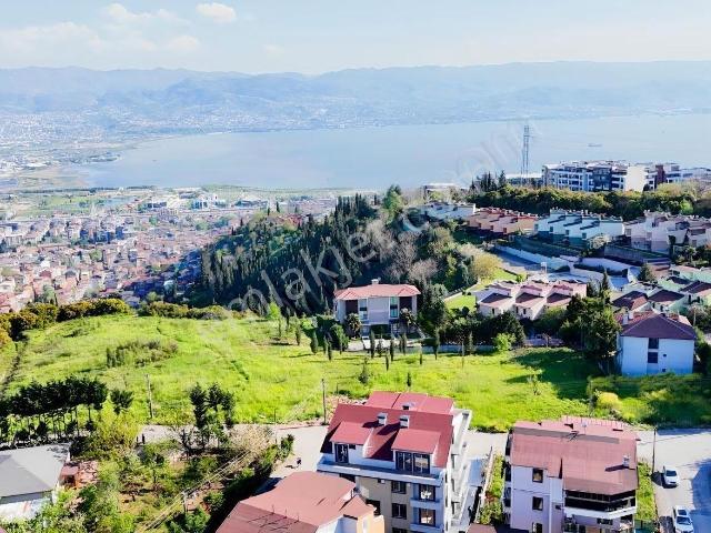 İzmit, Kocaeli içerisinde satılık mülk